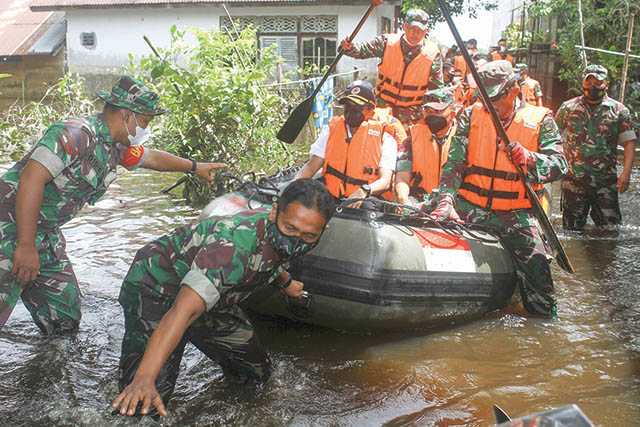 Tinjau Tanggap Darurat