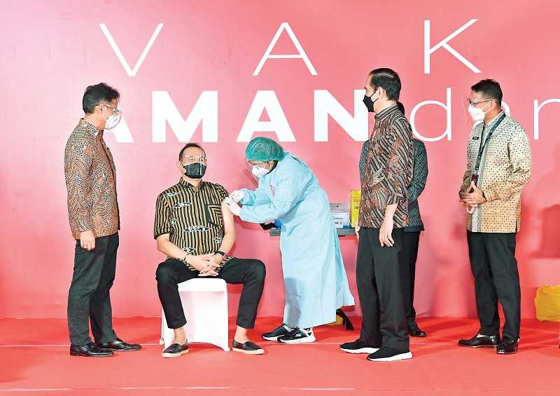 VAKSINASI SENIMAN DAN BUDAYAWAN