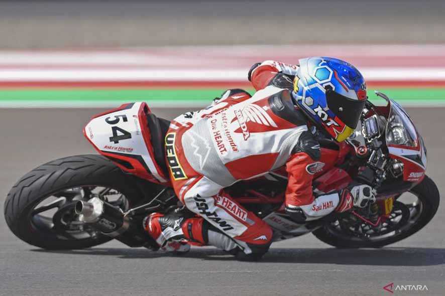 Veda Ega Pratama Raih Podium Pertama Race 2 IATC Sepang 2023