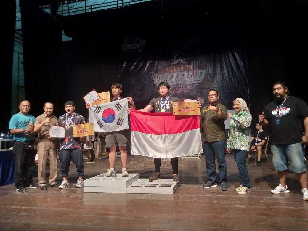 Wakil Korsel Jadi King of The King Kejuaraan Panco ‘Vier World Arm Wrestling 2022’ di Jakarta