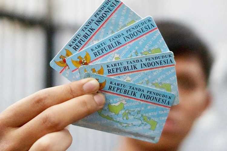 Waspada! Viral Foto Selfie Pegang KTP Dijual Online