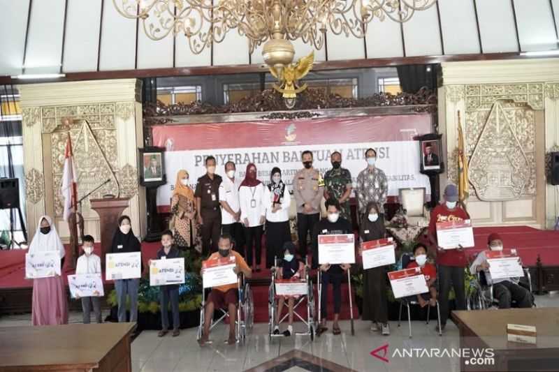 Yatim dan Disabilitas