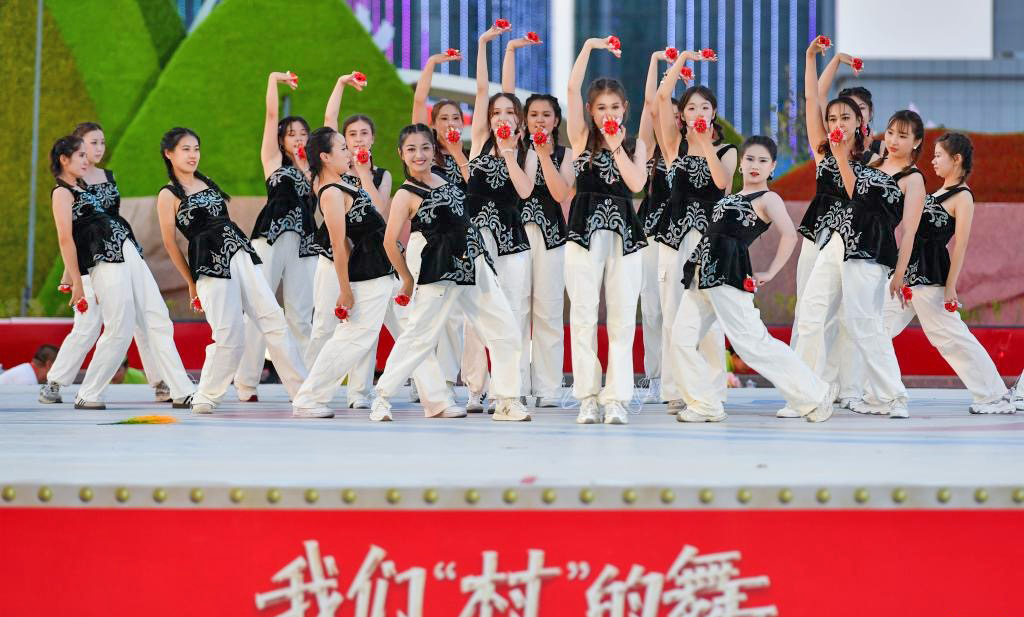 20250731184354_dance3.jpg