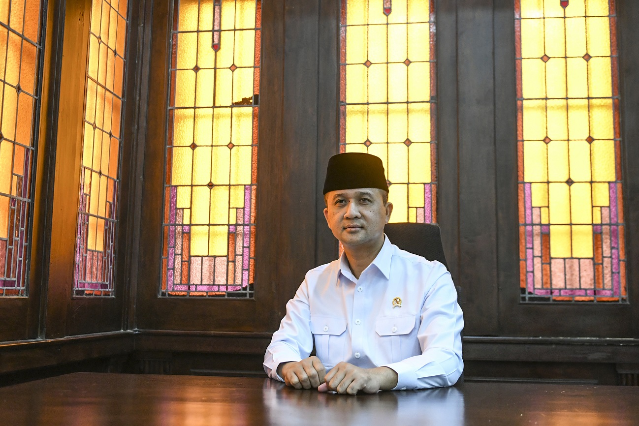 20250814231349_antarafoto-kunjungan-menteri-transmigrasi-ke-antara-heritage-center-1745253288.jpg