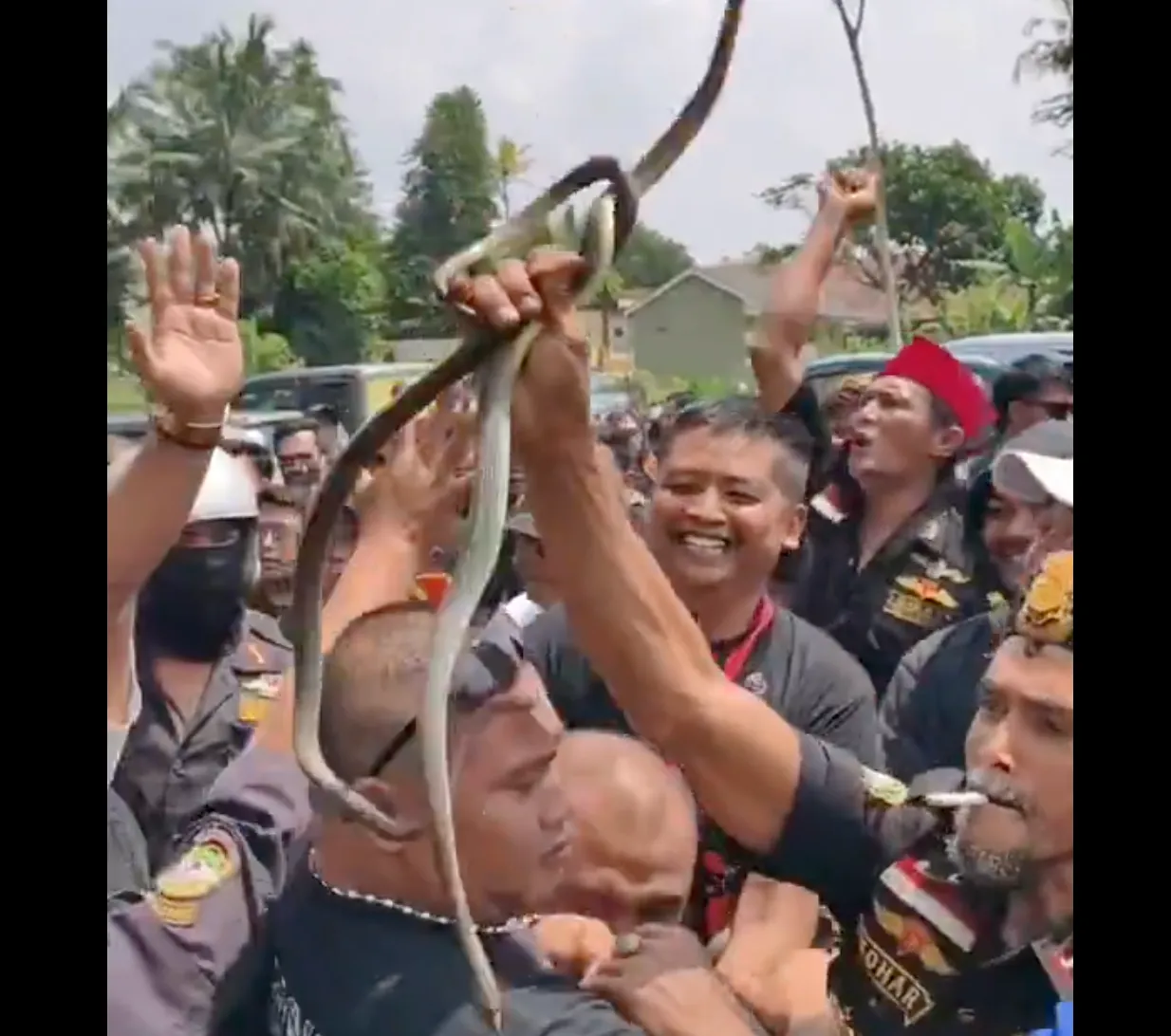 20250831201418_kejadian-lucu-saat-demo-5.webp
