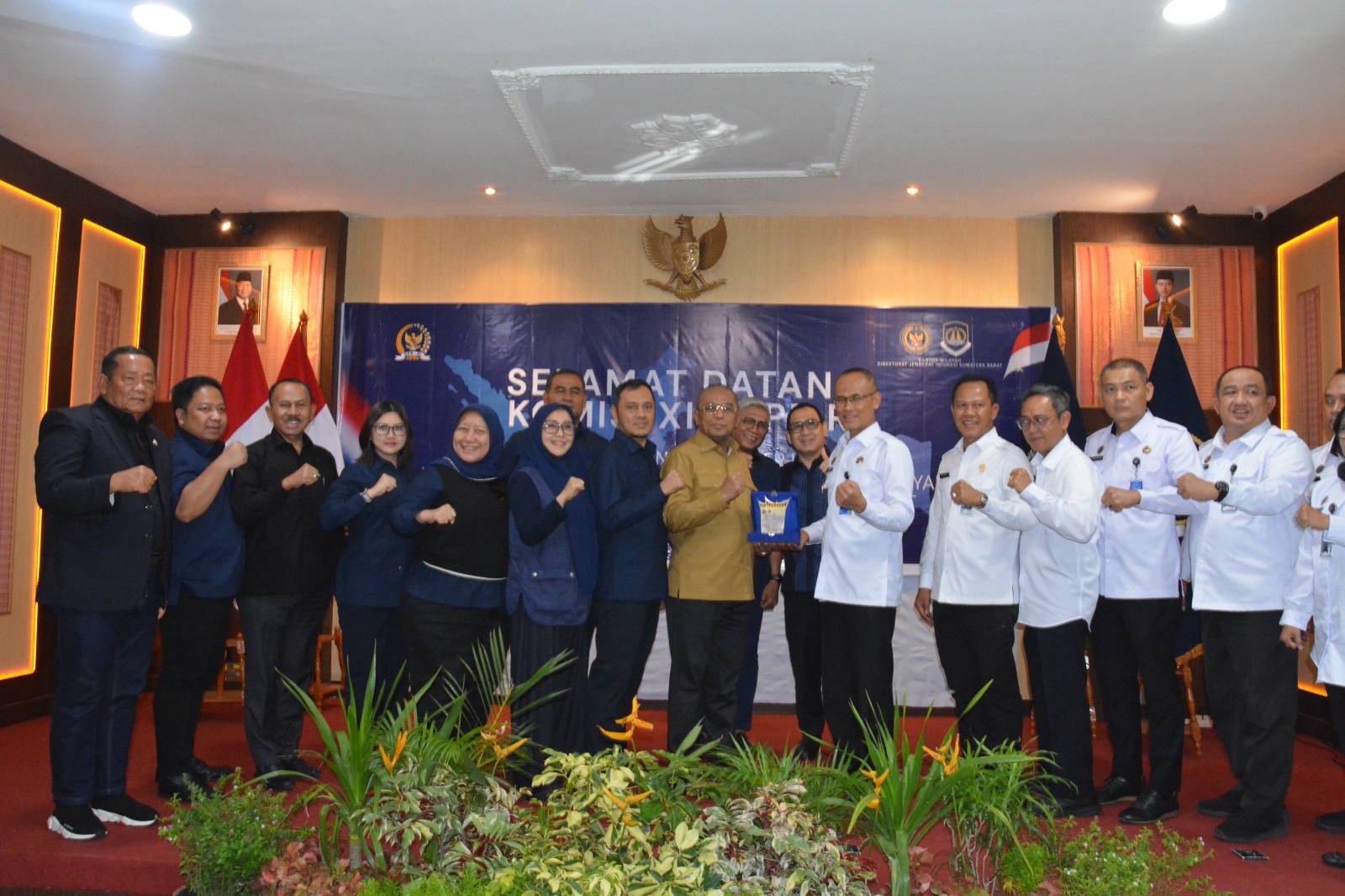 20251130142725_padang.jpg