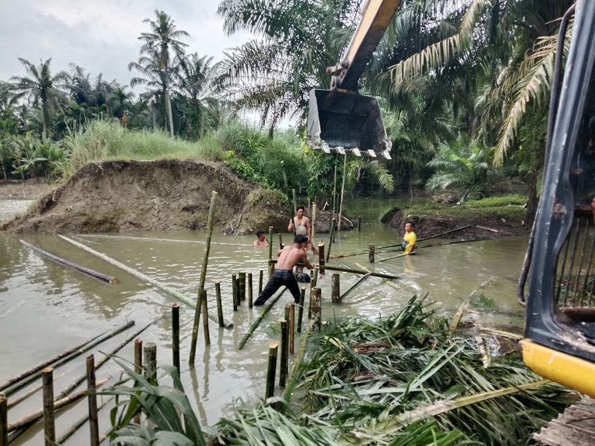 20251214223951_Tanggul-Langkat_4.jpg