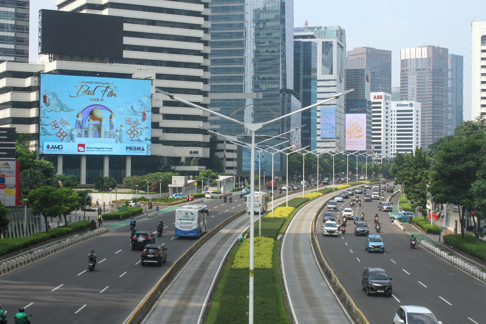 Ganjil-genap Jakarta Mulai Berlaku