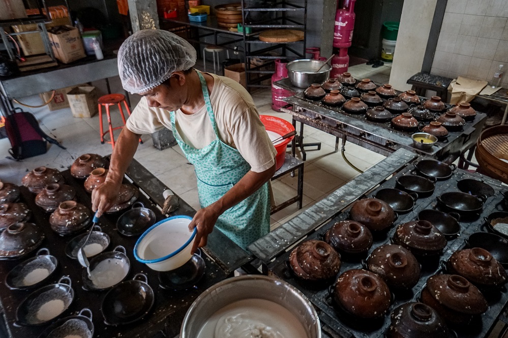 Bahan Baku Kelapa Naik