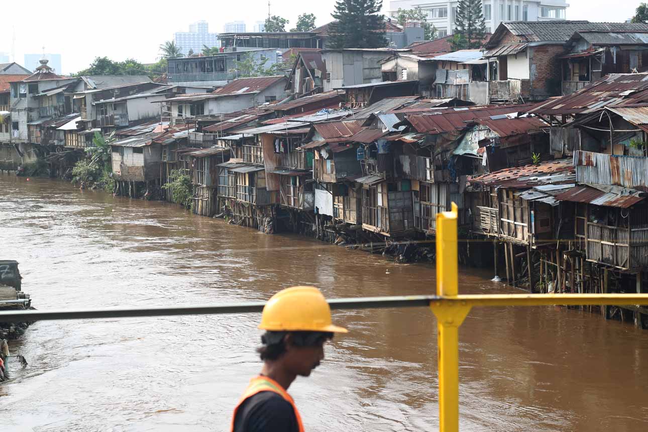 Jumlah Keluarga Menempati Rumah Tidak Layak Huni