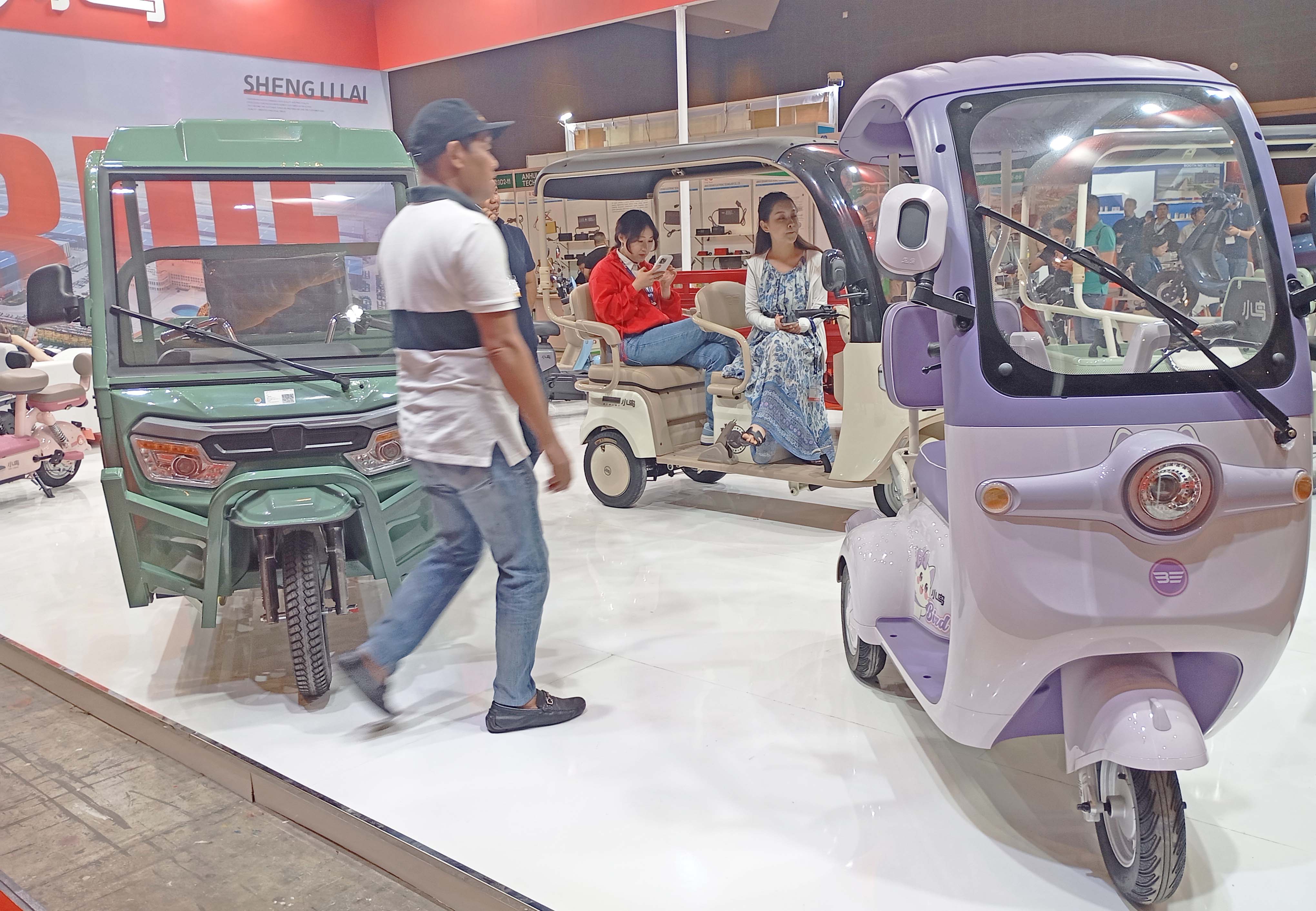 Pameran Kendaraan Listrik INAPA 2025