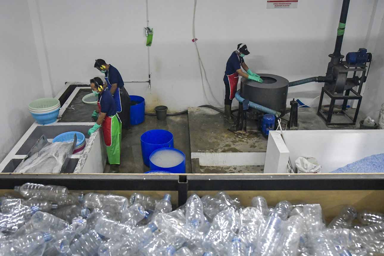 Pengolahan Sampah Plastik di GBK