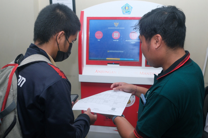 Pelayanan Anjungan Dukcapil Mandiri di Denpasar