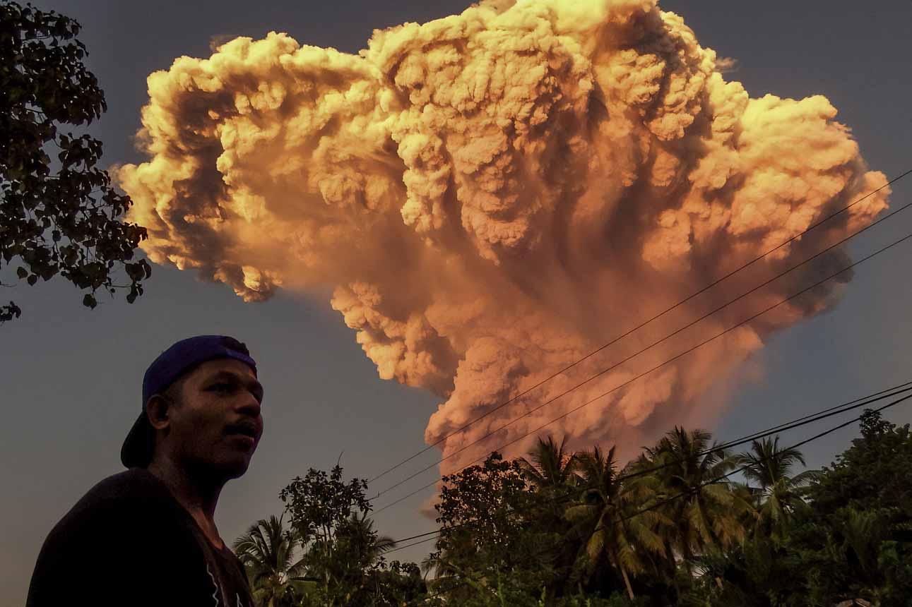 Erupsi Gunung Lewotobi Laki-laki