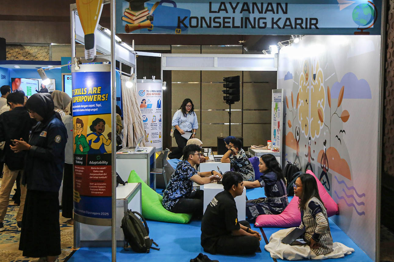 Pameran bursa kerja dan karier di Semarang