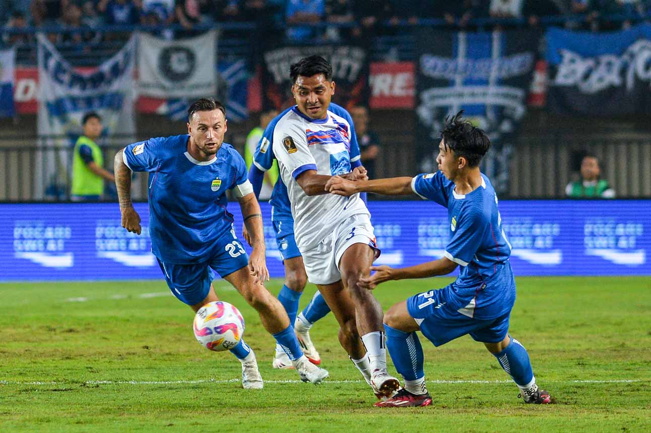 Port FC Taklukkan Persib Bandung