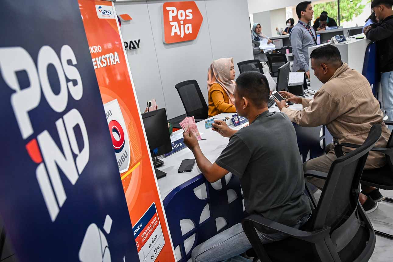 Penyaluran Dana Bantuan Subsidi Upah