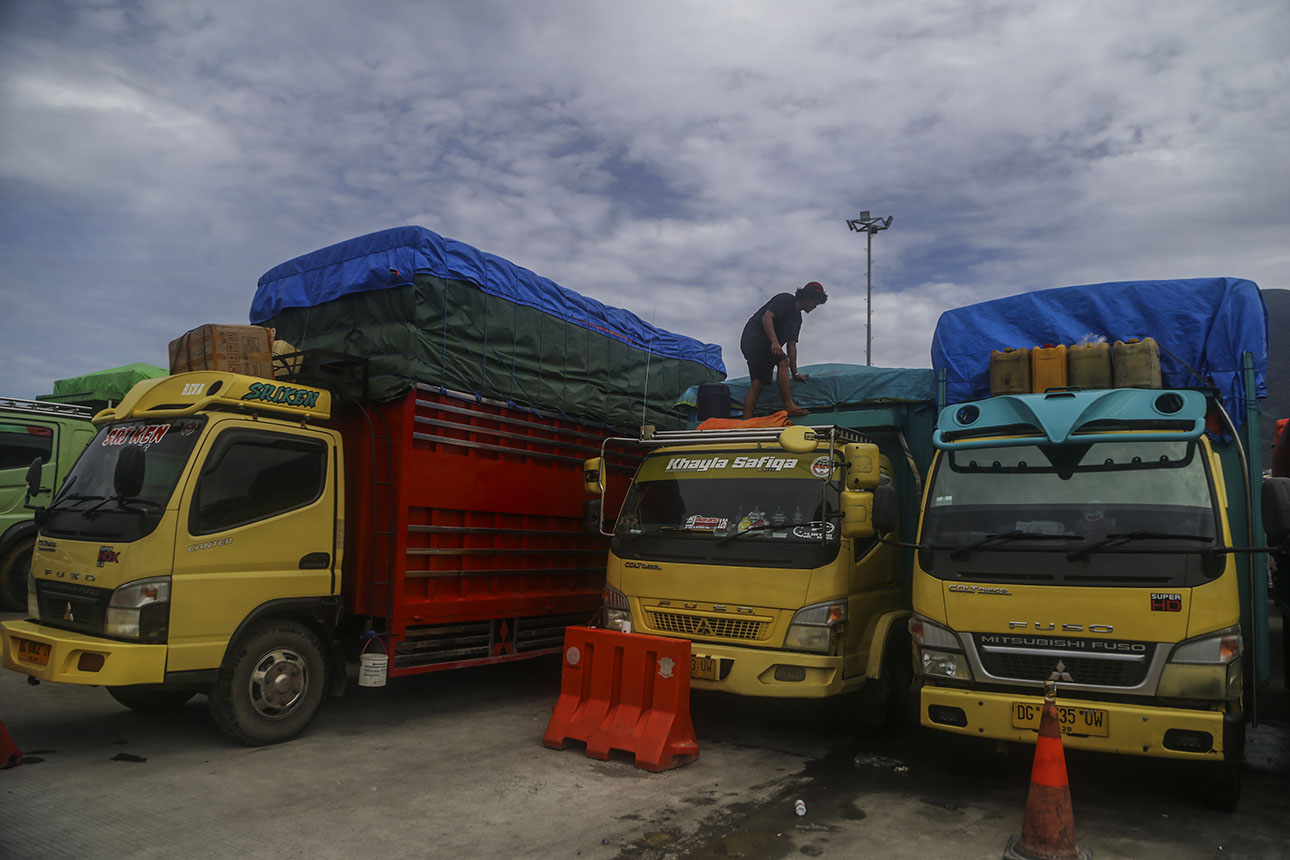 Pemerintah Berencana Upayakan Kesejahteraan Sopir Truk 