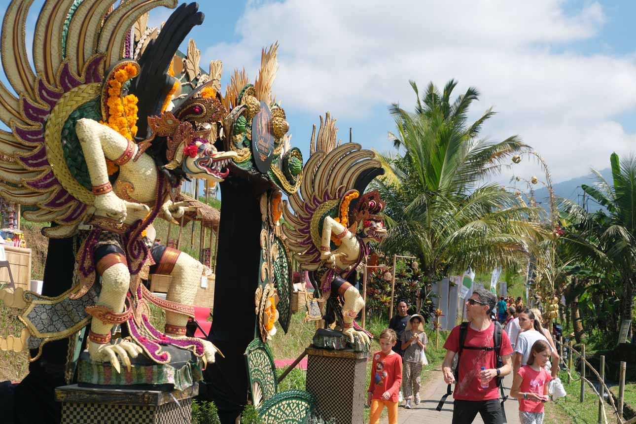 Kunjungan Wisatawan Mancanegara Lampaui Perjalanan Wisatawan RI ke Luar Negeri