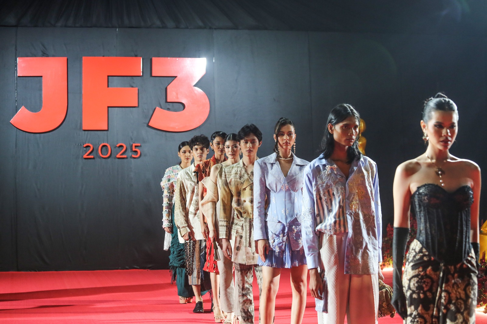 Pembukaan peragaan busana JF3 2025