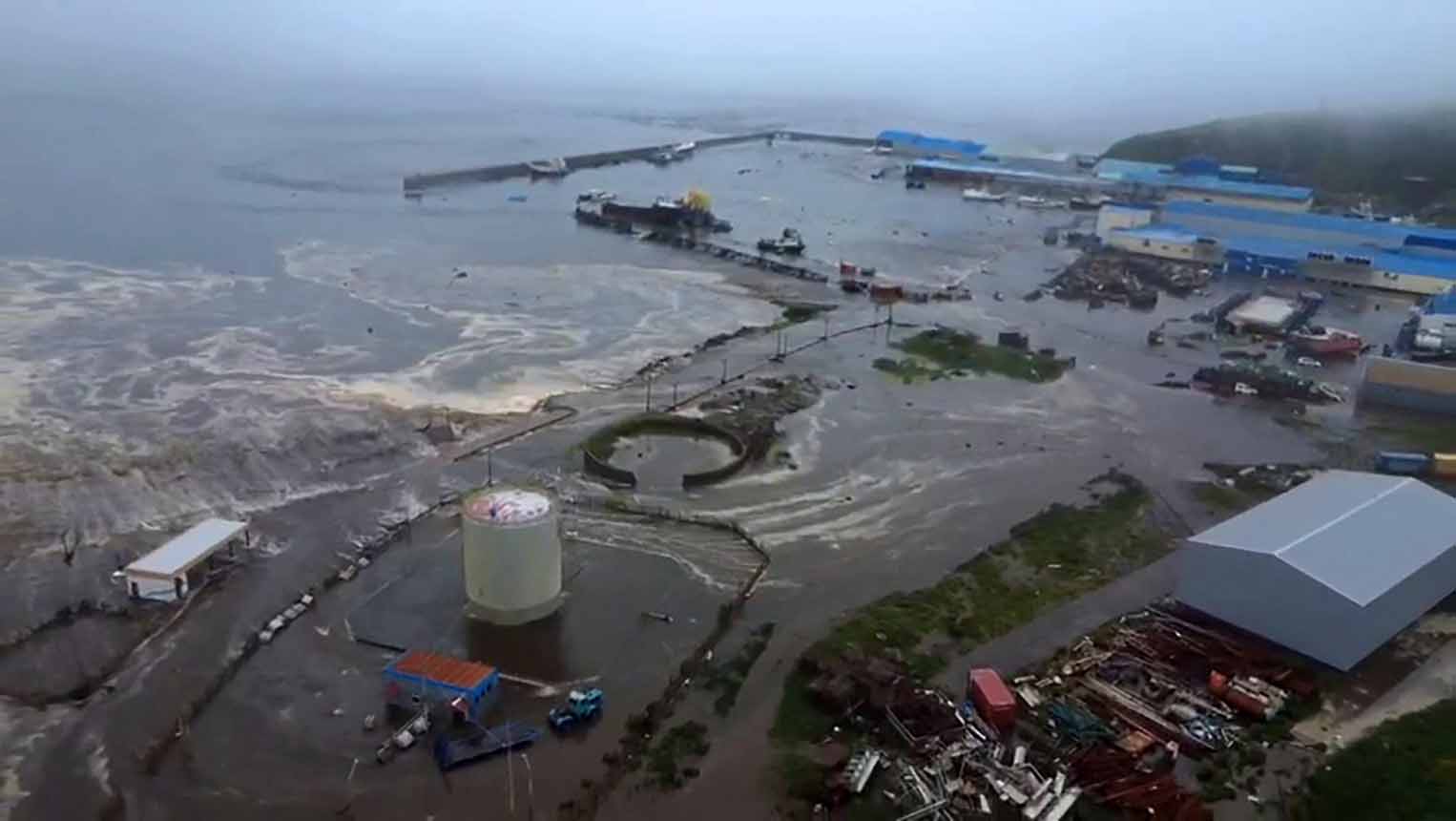 Tsunami Terjang Severo-Kurilsk Usai Gempa Dahsyat Rusia