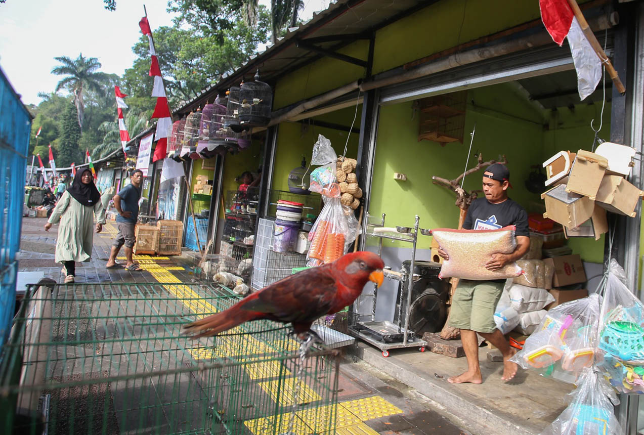 Batas Waktu Pengosongan Lapak Pedagang di Pasar Barito