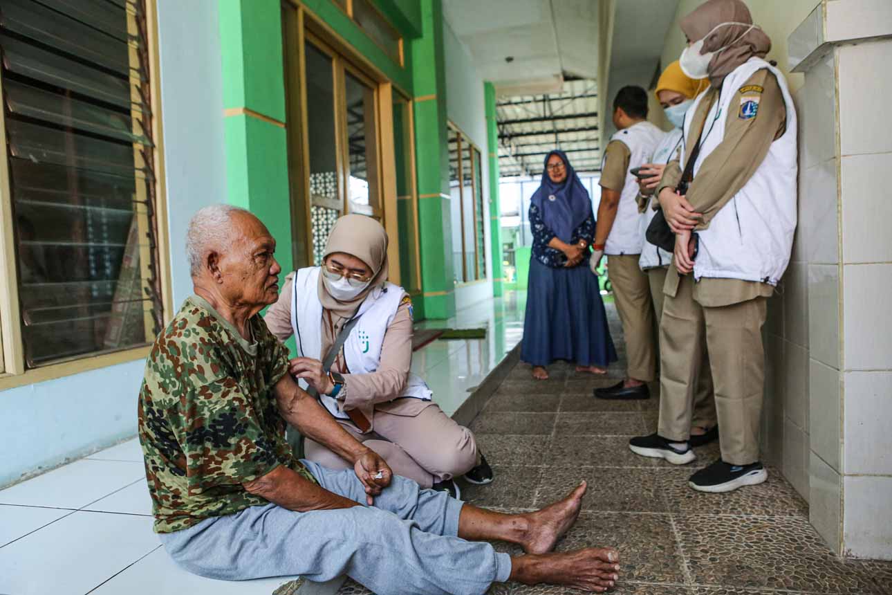 Pemprov DKI Jemput Bola untuk Pemeriksaan Kesehatan