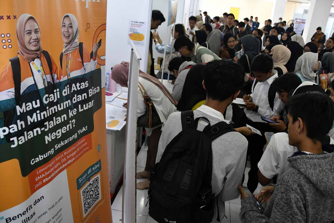 IMF Proyeksikan Pengangguran di Indonesia Naik Jadi 5 Persen pada 2025