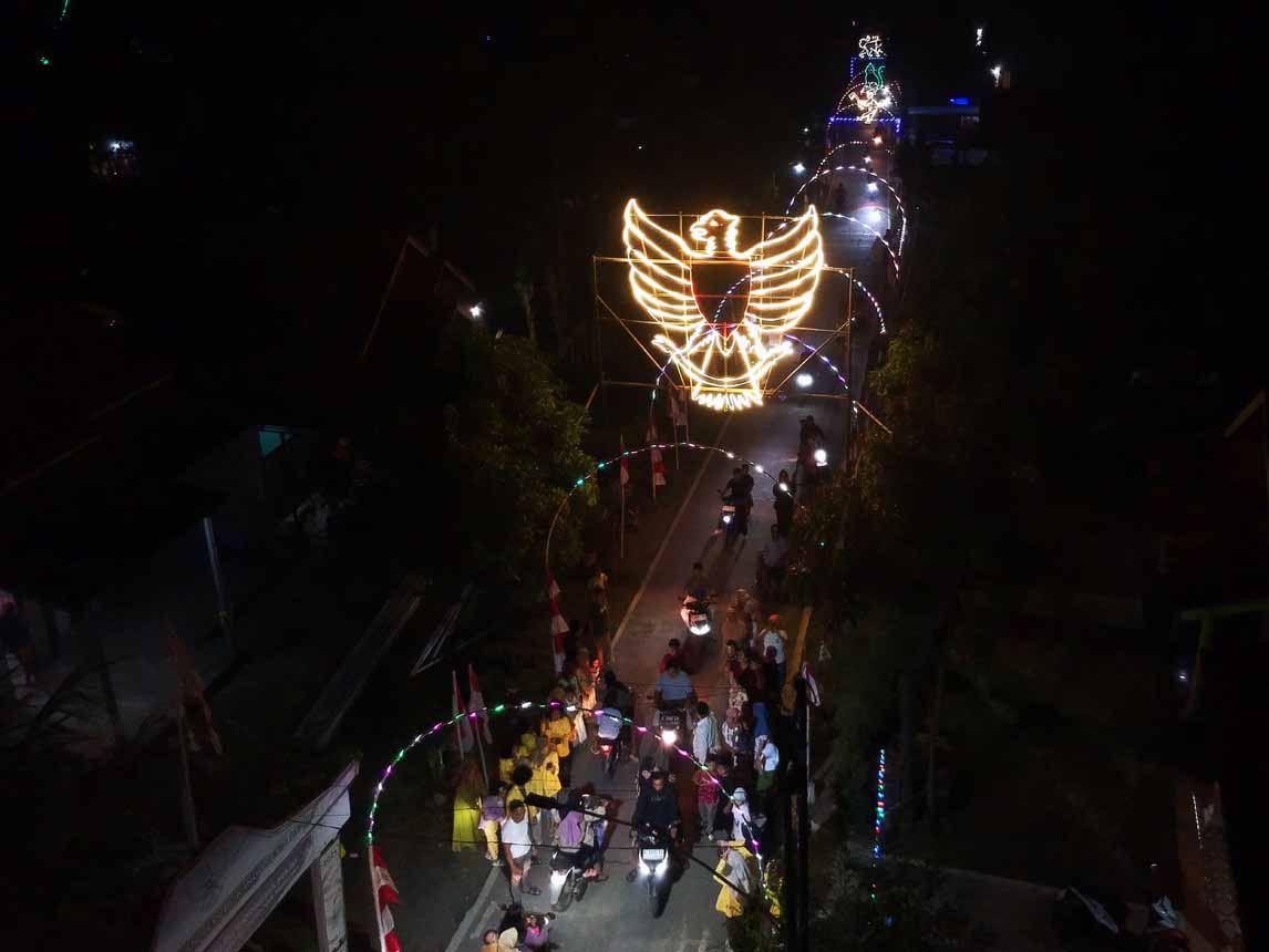 Jalan Desa di Pemalang Dihiasi Ornamen Kemerdekaan