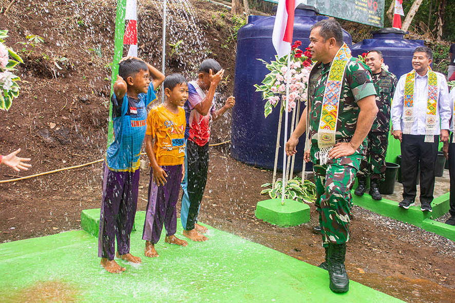 Program Bantuan Air Bersih