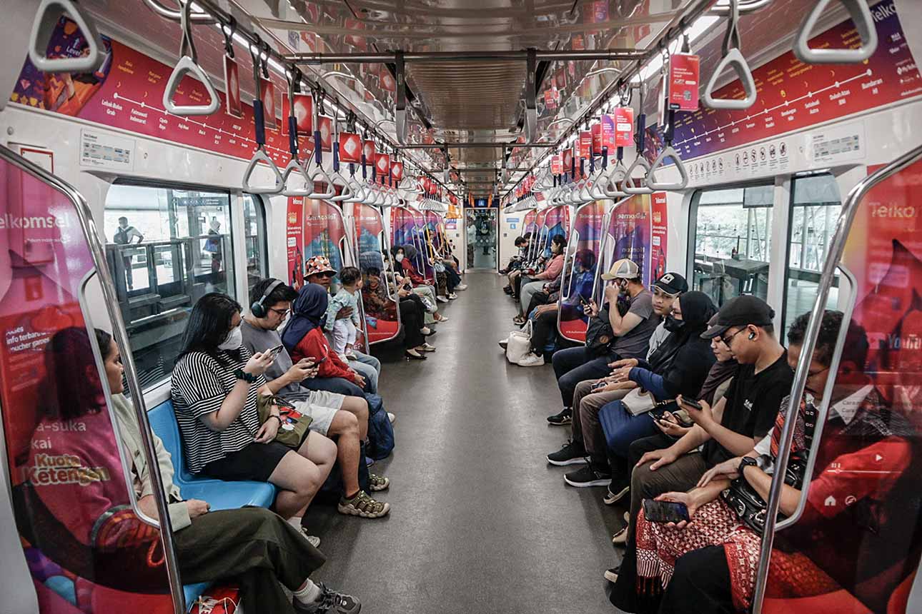 Tarif Khusus Rp80 Ditetapkan untuk Transportasi Publik di Jakarta