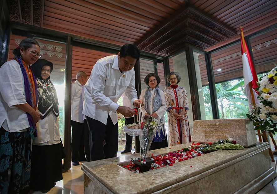 Ziarah dan Tabur Bunga Hari Perumahan Nasional