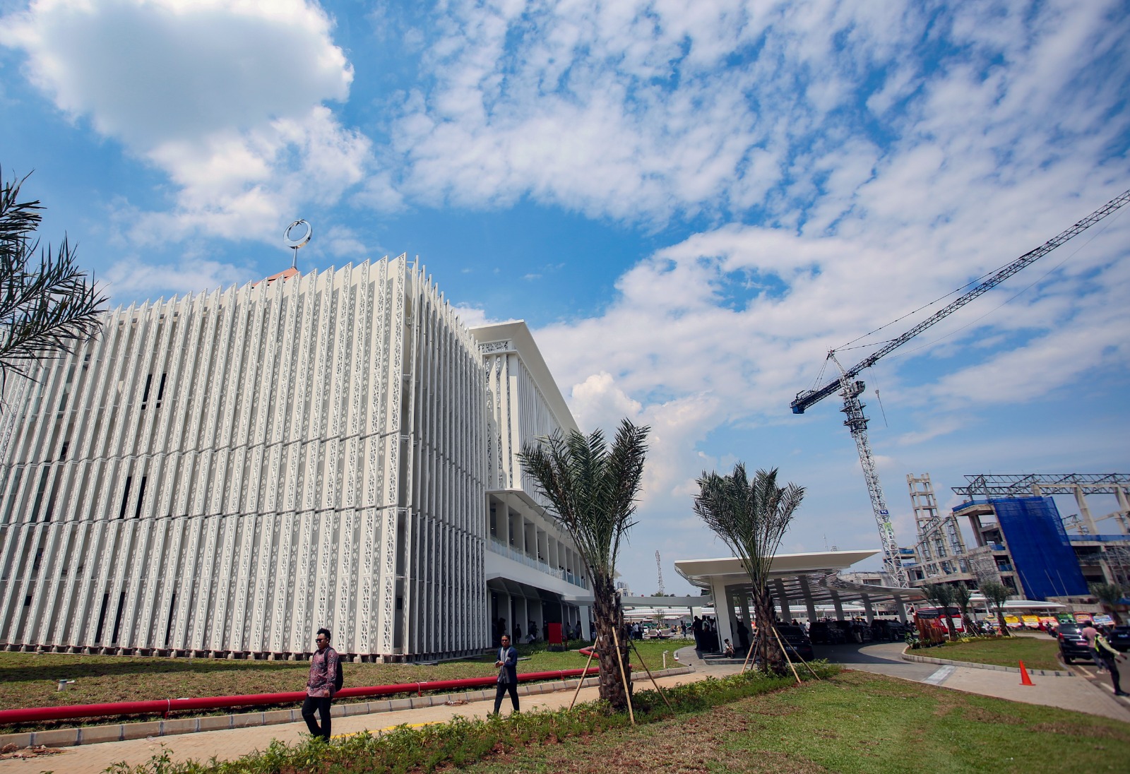 Peresmian Masjid Raya Baitul Mukhtar dan Gereja Santo Benediktus