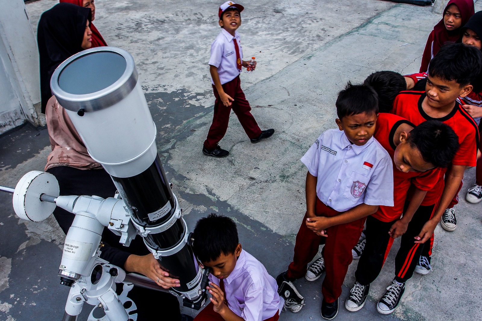 Mengenal astronomi melalui Astronomi Goes To School Jakarta