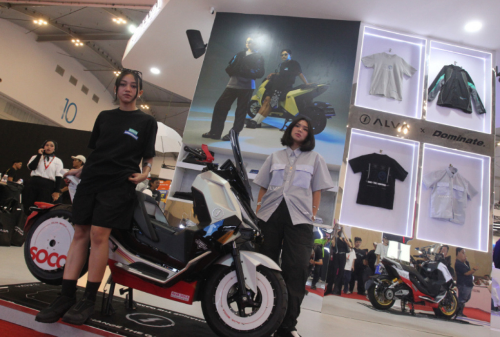 ALVA x Dominate Kolaborasi Streetstyle dan Mobilitas Listrik Tampil Perdana di IMOS 2025 