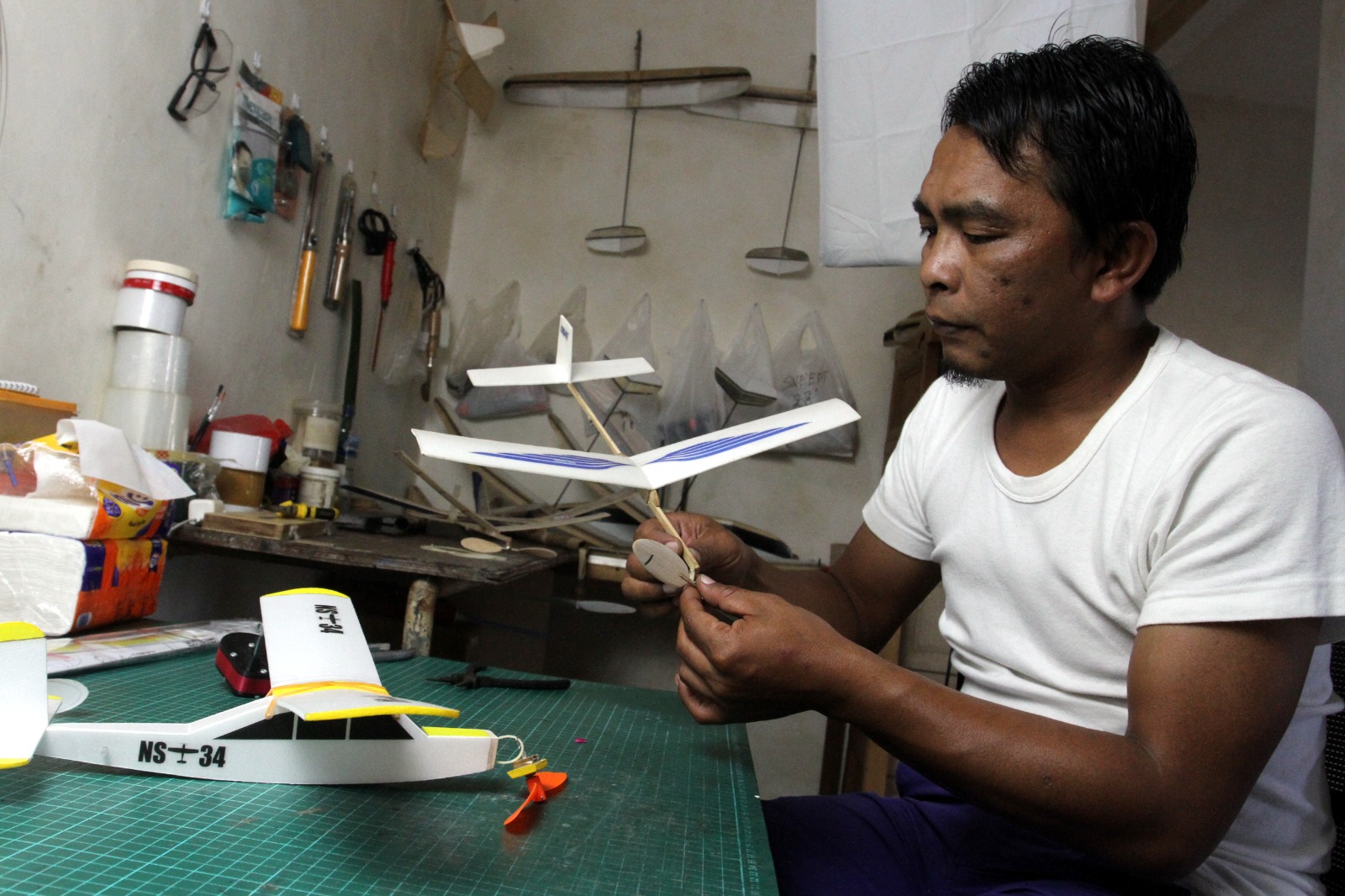 Produksi pesawat aeromodeling