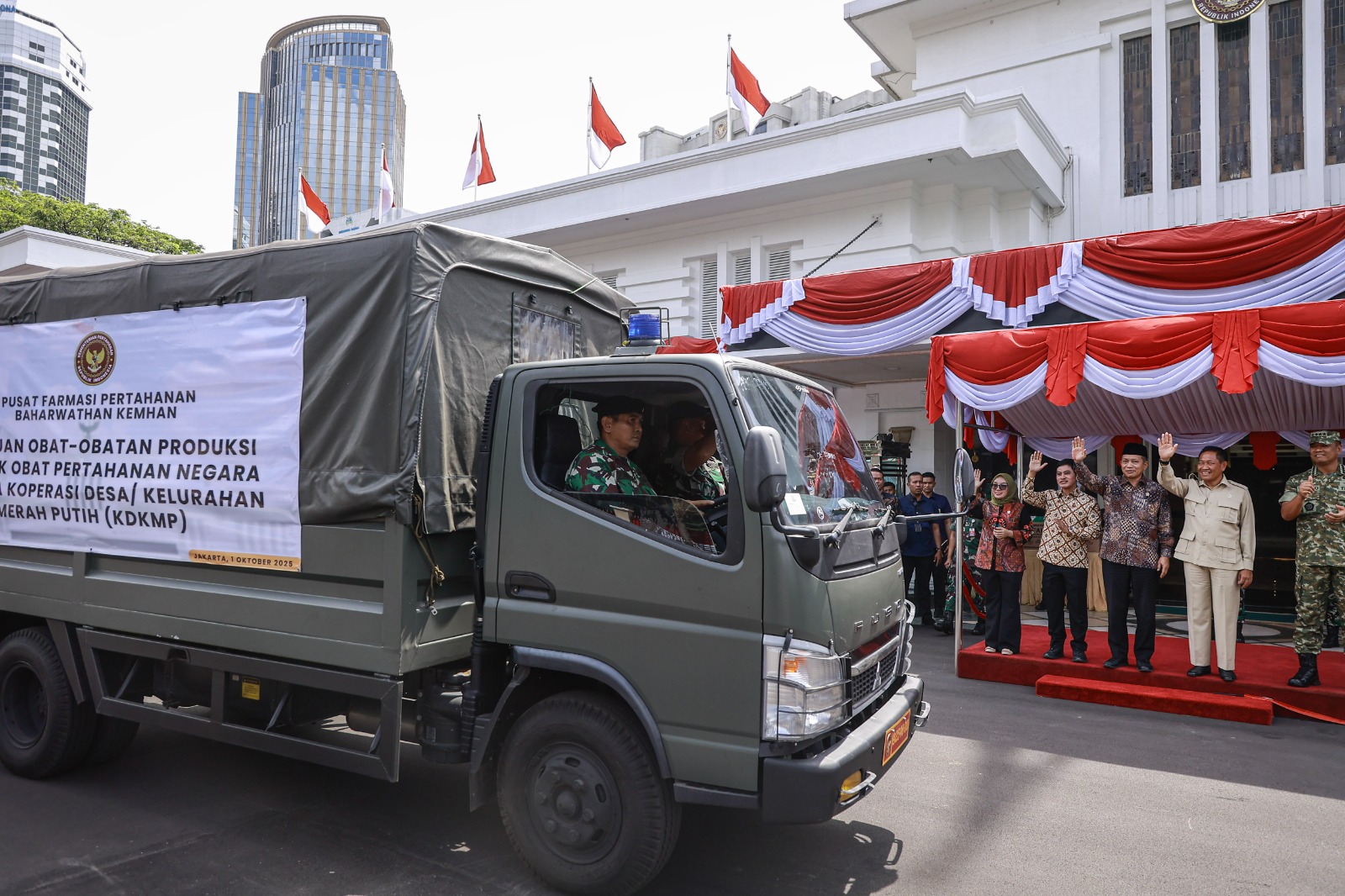 Penyaluran obat pertahanan negara kepada KDKMP