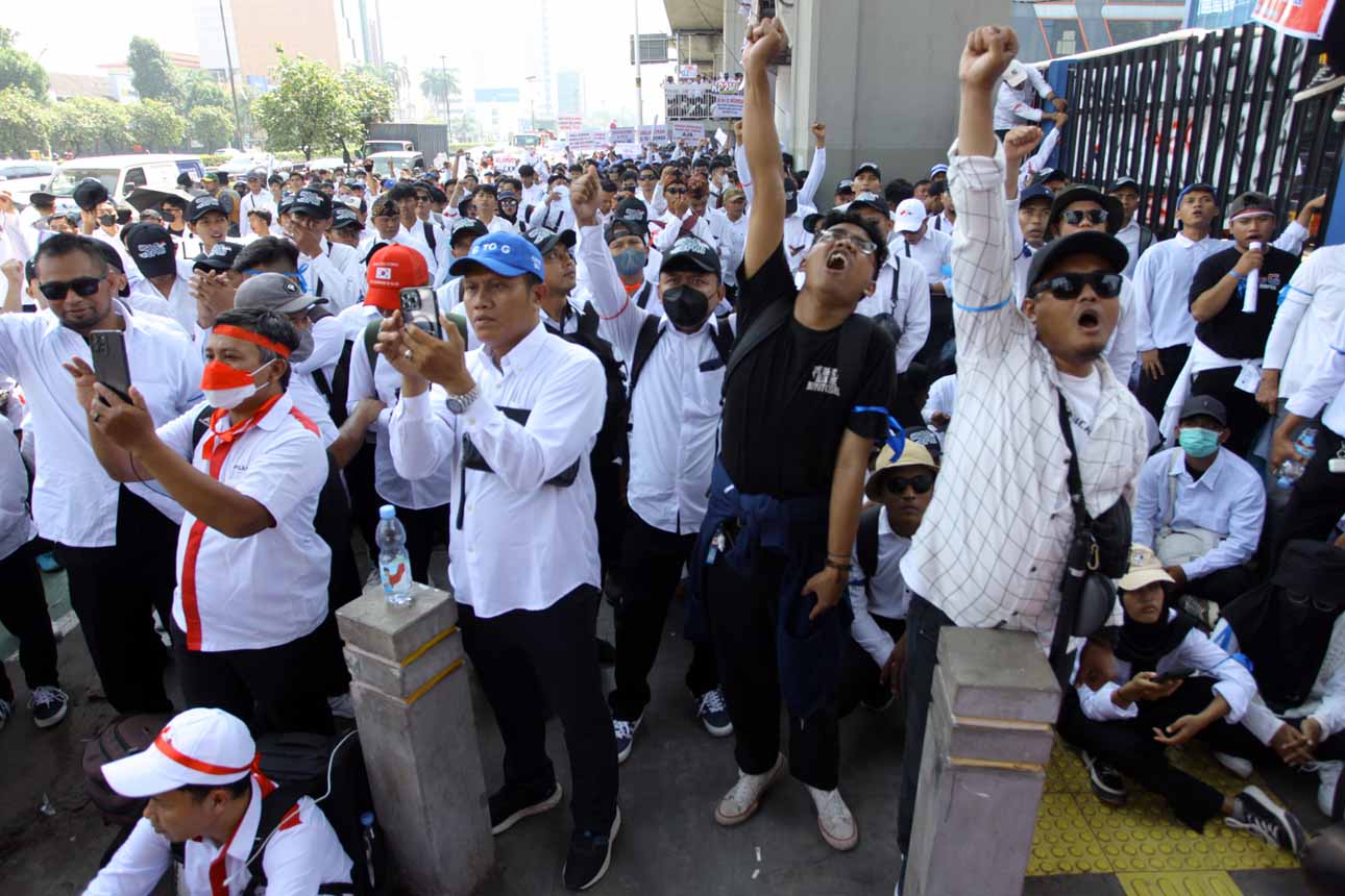 Ribuan Pekerja Migran Korea Turun Ke Jalan Tuntut Kinerja KP2MI 