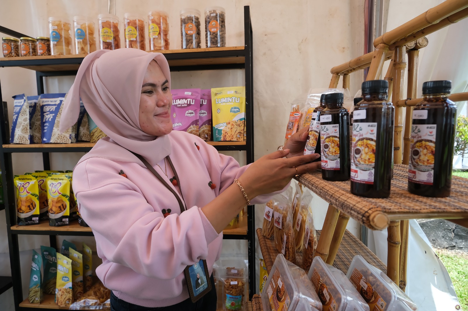Produk UMKM Kubu Raya tampil di Festival Kuliner