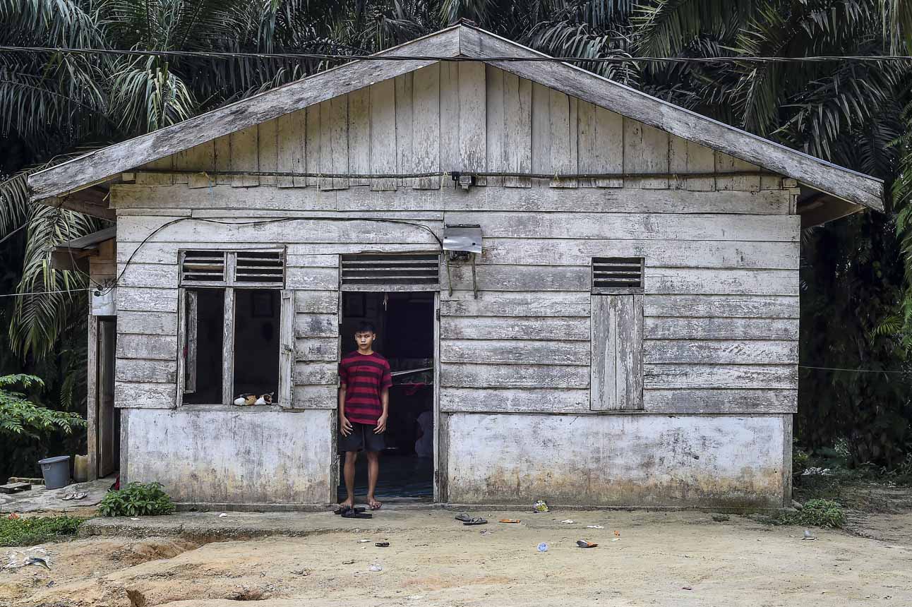 Angka Putus Sekolah Anak Trans Sosial Suku Batin Sembilan