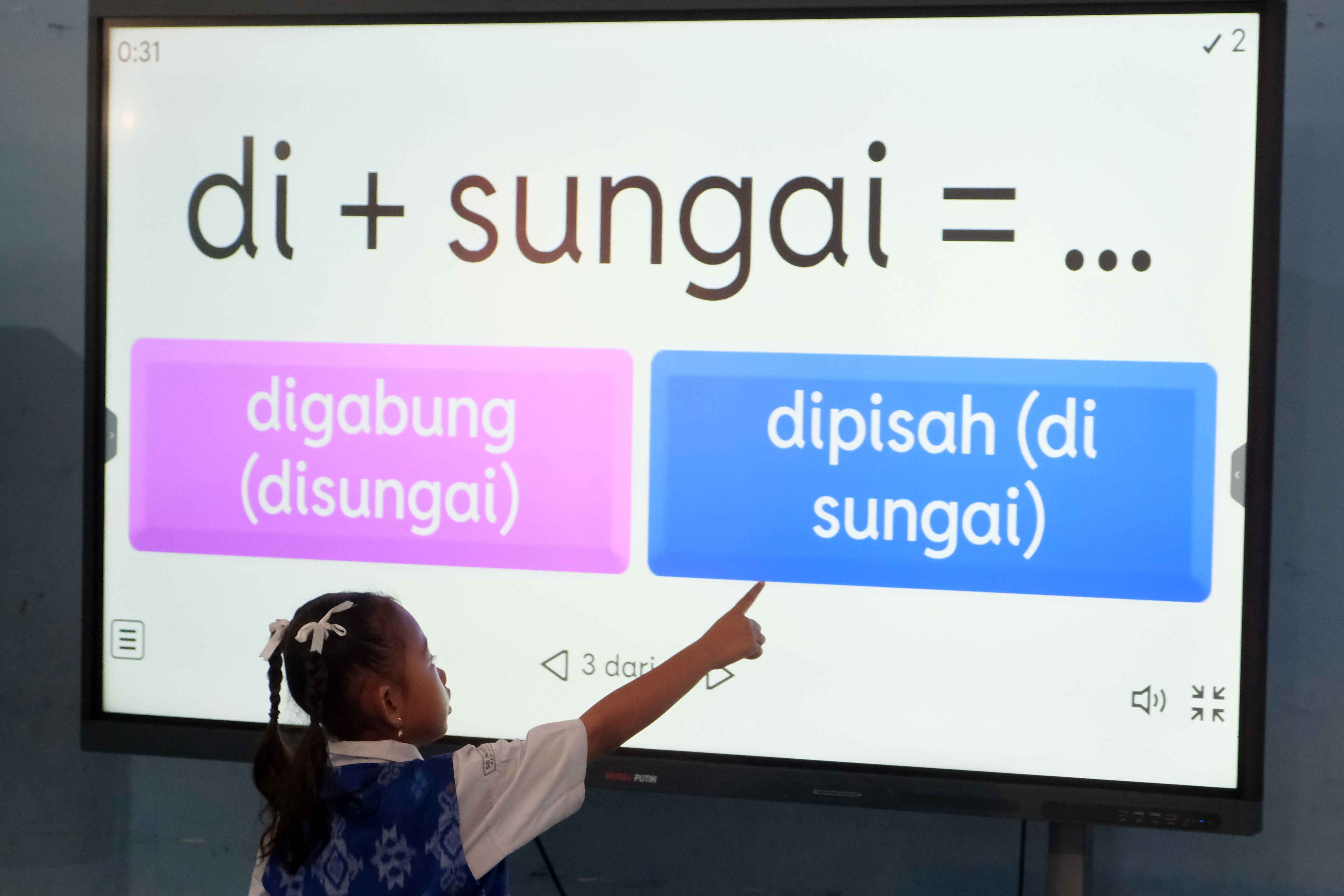 Penerapan Pembelajaran Digital di Sekolah Negeri se-Denpasar