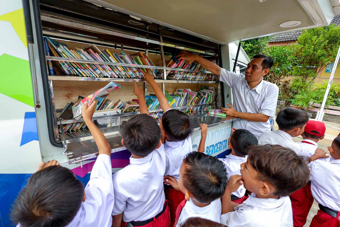 Layanan Perpus Keliling Menjangkau Masyarakat Tuban