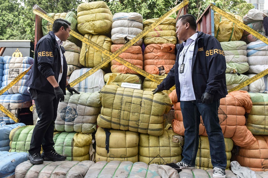 Pengungkapan Perdagangan Baju Bekas Impor