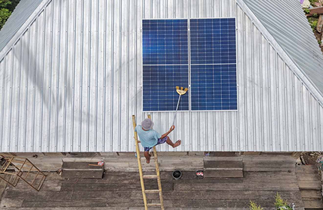 Perluasan Akses Listrik Berbasis Energi Terbarukan