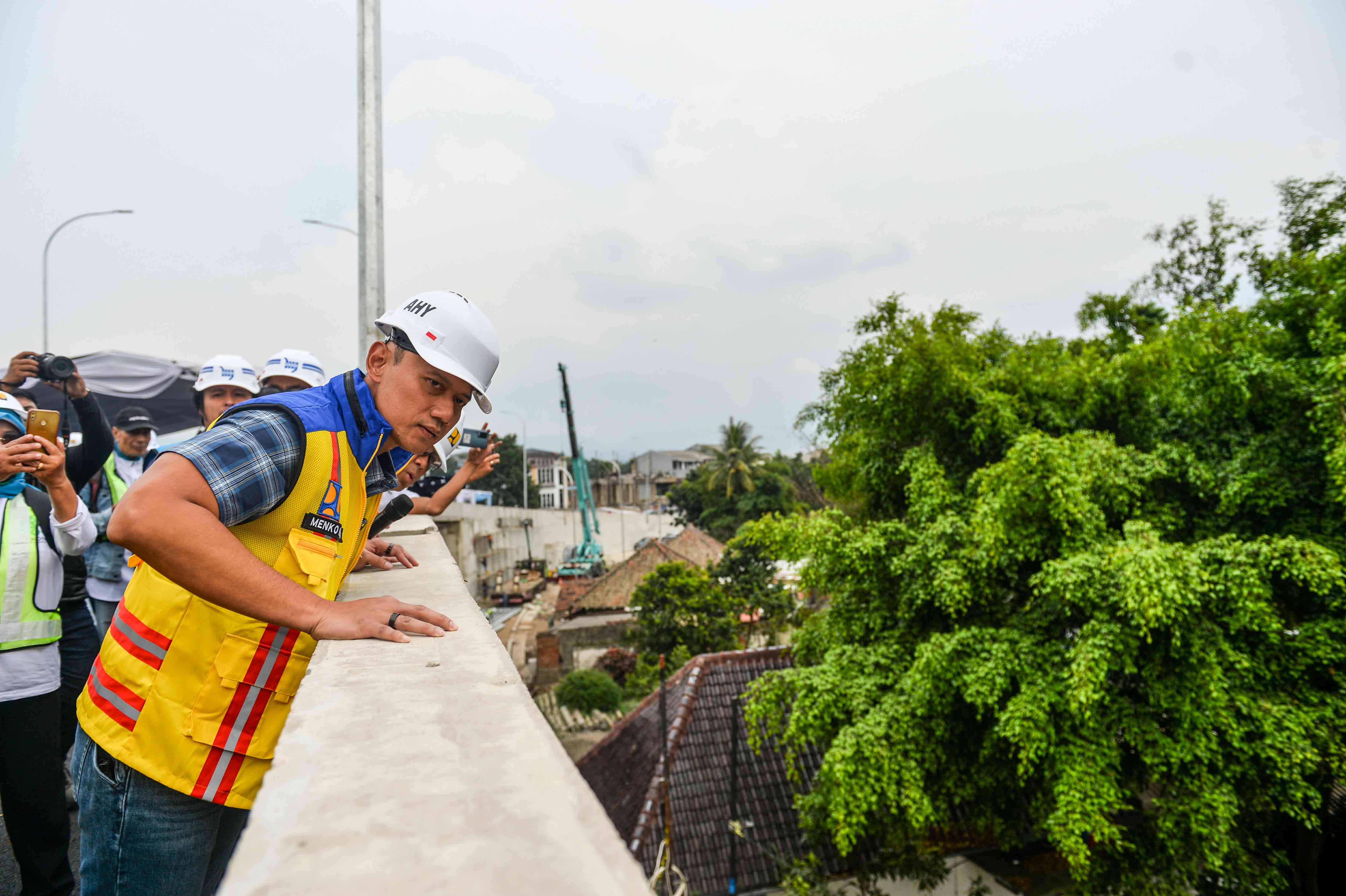 Peninjauan Jalan Layang Nurtanio oleh Menko Infrastruktur