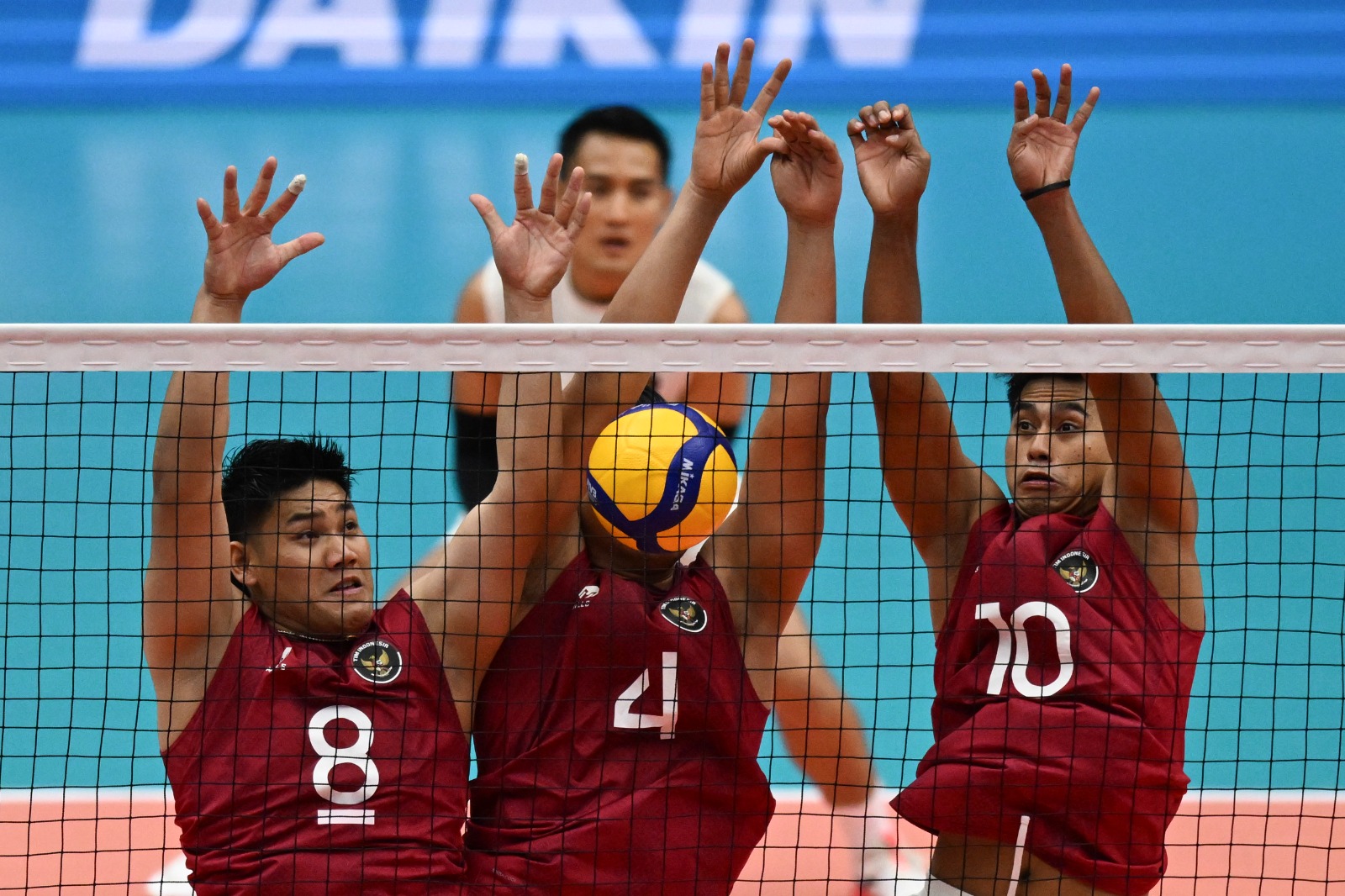 Indonesia raih medali perak voli putra SEA Games 2025