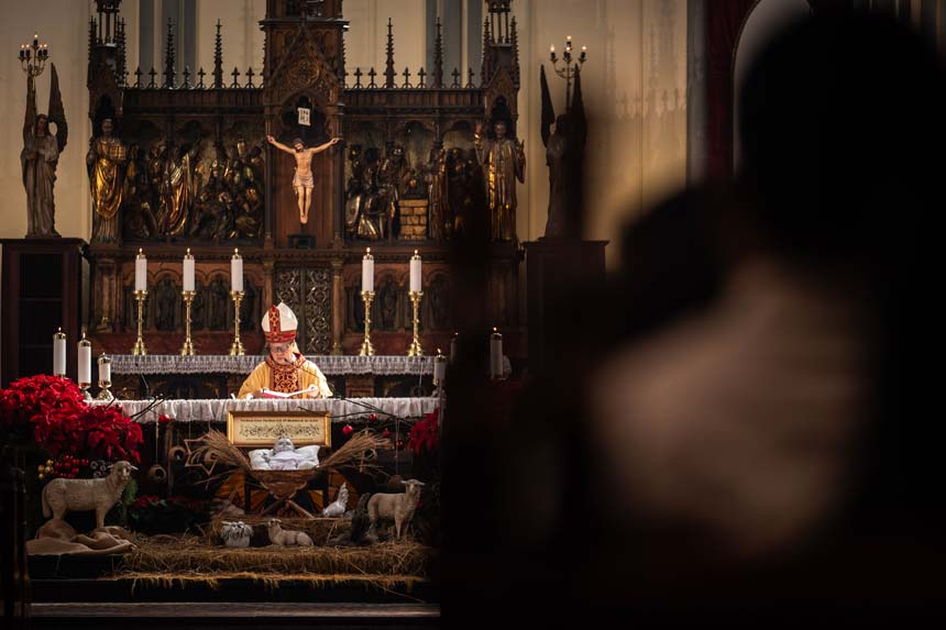 Gereja Katedral Jakarta Selenggarakan Misa Pontifikal Natal 2025