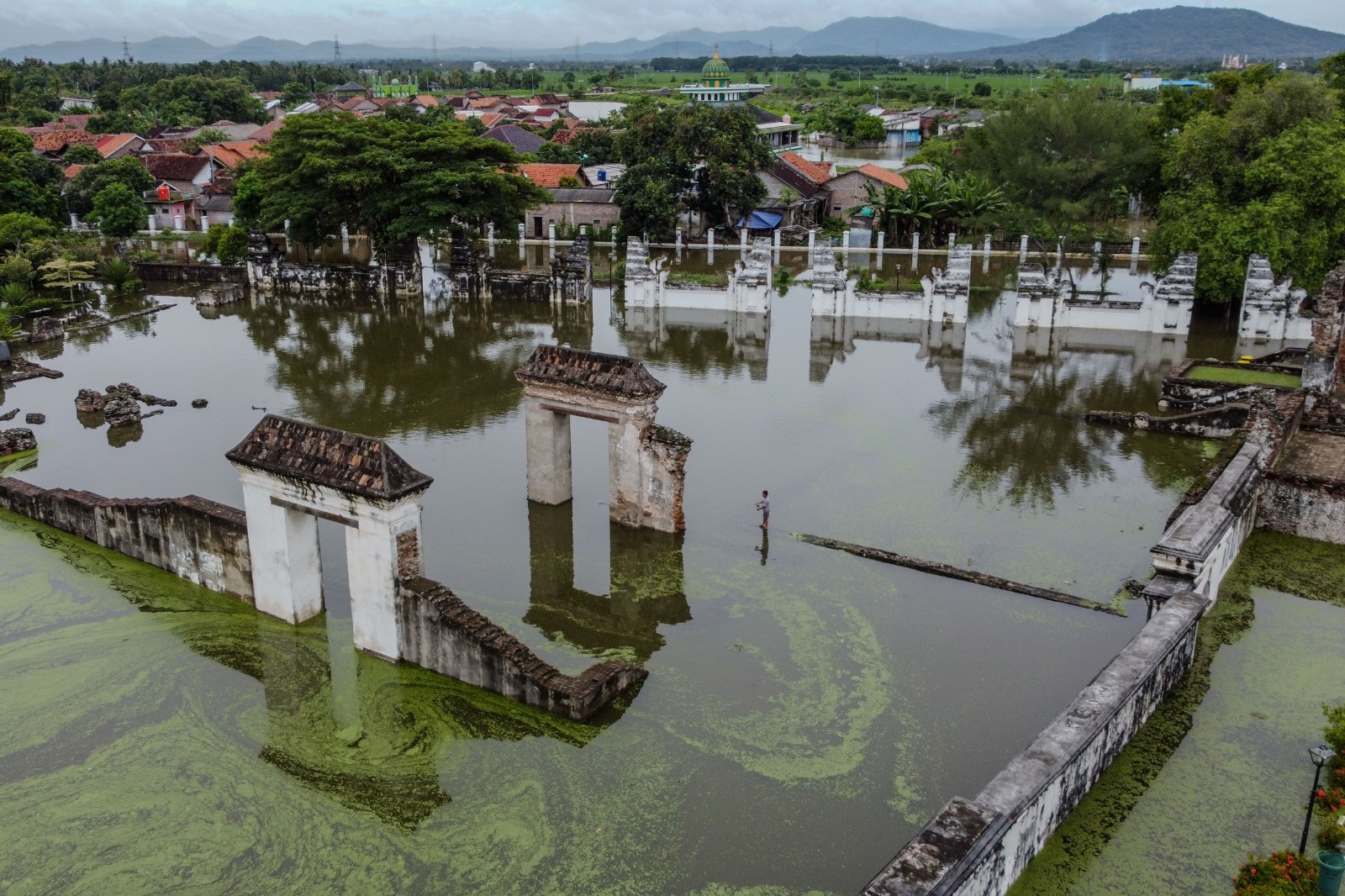 Situs cagar budaya Keraton Kaibon terendam banjir