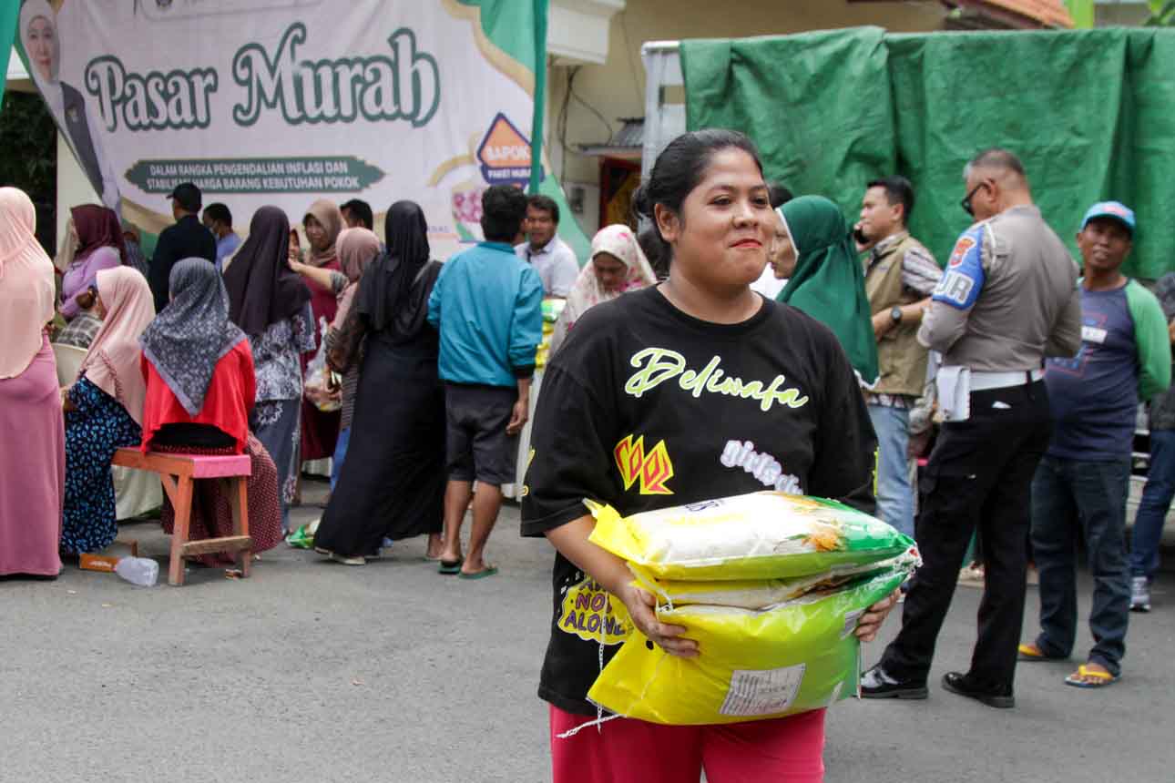 Stabilisasi Harga Bahan Pokok, Pemprov Jatim Gelar 110 Pasar Murah 2026