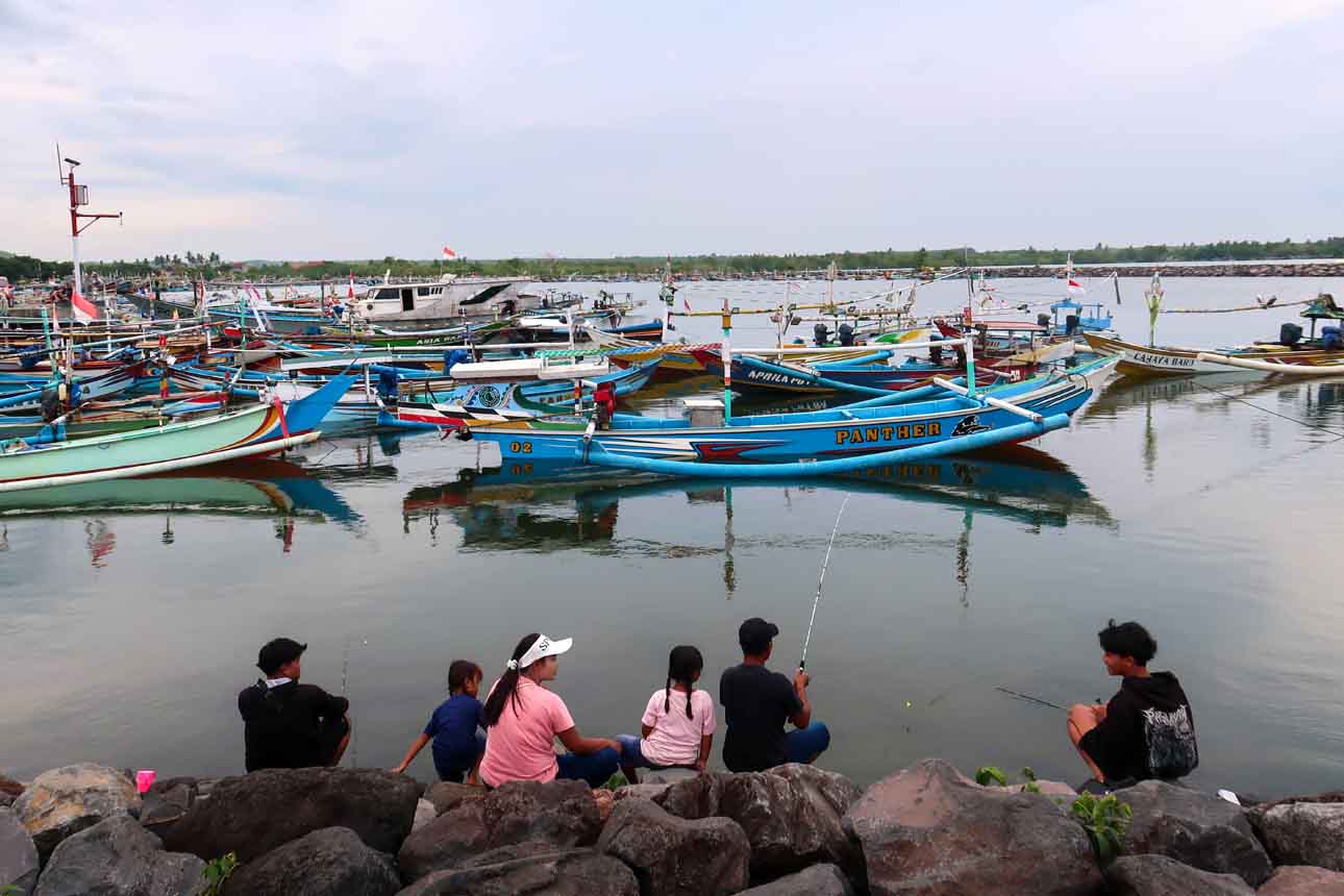 Cuaca Buruk, Nelayan Pantai Selatan Banyuwangi Tidak Melaut